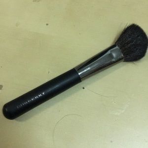 burberry makeup brush